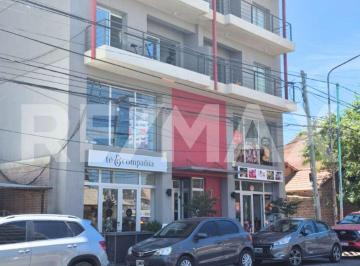 Local comercial · 95m² · 1 Cochera · Excelente Local Comercial en Venta