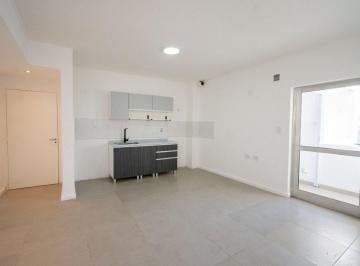 Departamento · 36m² · 2 Ambientes · Venta Depto de un Dorm. Restaurado con Balcón