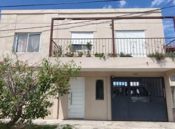 Casa · 270m² · 4 Ambientes · 1 Cochera · Casa Venta Berisso con Duplex