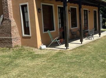 Quinta vacacional · 120m² · 4 Ambientes · Quinta - Berisso