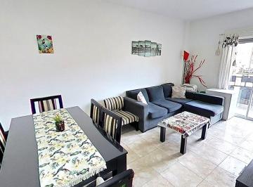 Departamento · 56m² · 3 Ambientes · 1 Cochera · Floresta. 3 Amb. 60 m². Fte. Balcón. Cochera