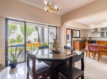 Casa · 150m² · 5 Ambientes · 1 Cochera · Lobería 161: Casa 8.66x20,32: Son 5 Amplios E Implacables Ambientes