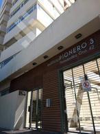 Departamento · 98m² · 4 Ambientes · 1 Cochera · Alquiler Departamento Tres Dorm. Pioneros III