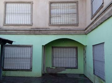 Casa · 100m² · 6 Ambientes · 2 Cocheras · Venta Casa 6 Ambientes Ideal Inversor Exc Ubic.