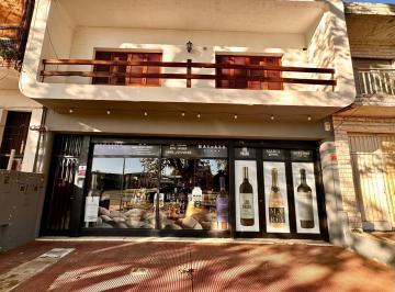 Bodega-Galpón · 260m² · 5 Ambientes · Galpón, Local y Casa, Increíble Ubicación