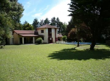 Quinta vacacional · 112m² · 2 Dormitorios · 1 Cochera · Casa Quinta 3 Amb C/pileta Terreno 2909 m² Escobar