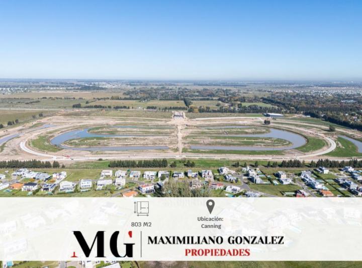 Terreno · 803m²