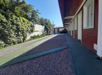 Departamento de 1 ambiente, Puerto Madryn · Departamentos en Alquiler Hasta Diciembre. Las Expensas Incluyen Servicios.