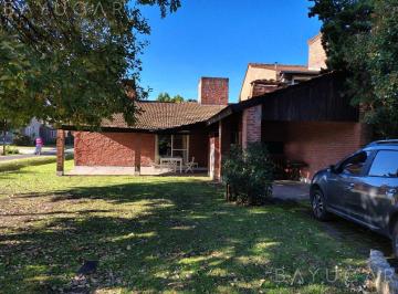 Casa · 124m² · 4 Ambientes · 2 Cocheras · Venta Casa 4 Amb. - Champagnat Country Club / Pilar