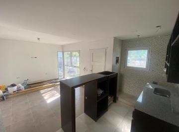 PH · 90m² · 4 Ambientes · 2 Cocheras · PH en Caisamar