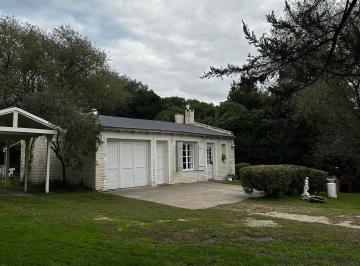 Casa de 5 ambientes, Tandil · Casaquinta Venta Amplio Parque