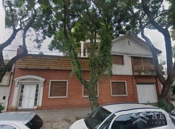 Terreno · 691m² · 8 Ambientes · 1 Cochera · Terreno en Abasto