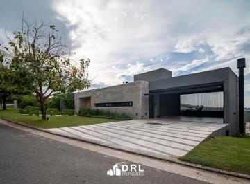 Casa · 400m² · 10 Ambientes · 2 Cocheras · Casa en Venta La Cuesta