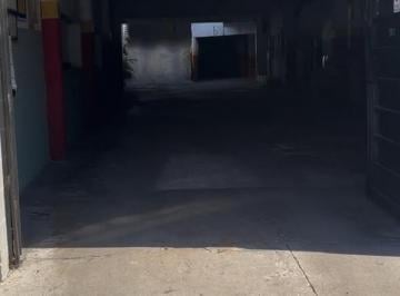 Garage · 2220m² · Cochera Cubierta de 2200 m² + Depto 3 Amb - Nueva Pompeya