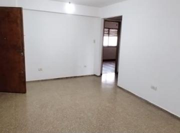 Departamento de 3 ambientes, Córdoba · Alquiler Departamento Dos Dorm. - Cochera - Amplio