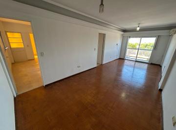 Departamento · 87m² · 4 Ambientes · Departamento 4 Amb - Lanús Oeste. Consulte Financiación