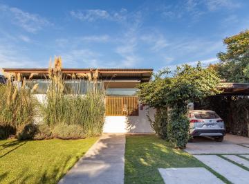 Casa de 5 ambientes, San Fernando · Windbells - Casa Calida y Moderna en Venta
