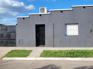 Casa de 4 ambientes, Cañuelas · Casa en Venta en El Centro Cañuelas