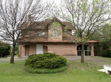 Vista Frente · Alquiler Casa San Jorge Village. Excelente Lote!