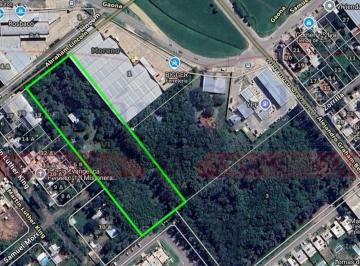 Terreno · 10900m² · Fracción de 10.900 m² a Media Cuadra de La Au. Acceso Oeste