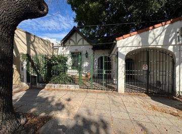 Casa · 150m² · 5 Ambientes · 1 Cochera · Casa en Venta San Martin Centro