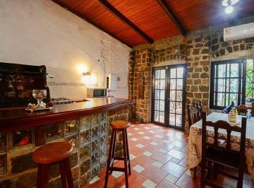 Casa · 174m² · 5 Ambientes · 3 Cocheras · Venta 2 Casas 4 Dorm.,3 Baños, Garaje Prado.