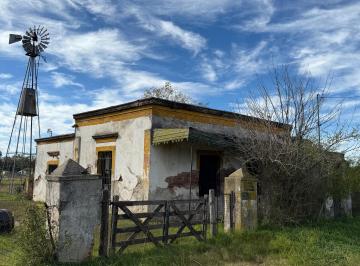 Casa de 2 ambientes, San Andrés de Giles · Casa a Remodelar en Villa Ruiz, Lote de 968 m²