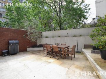 24-Patio · Juncal y Montevideo. Balcón Aterrazado