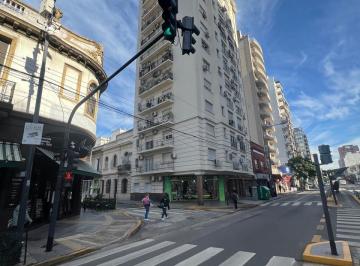 Departamento de 4 ambientes, Colegiales · Av Cabildo 500 y Gorostiaga Apto Prof/3 Ambientes/dpcias/88 M²/vista Panorámica!