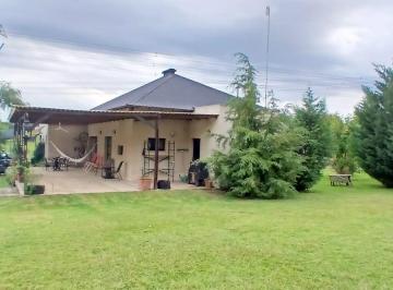 Casa de 7 ambientes, Pilar · Hermosa Casa a La Venta en Barrio Altos de Manzanares