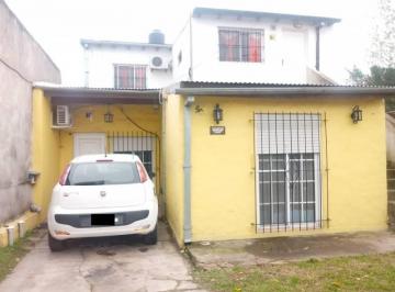 Casa · 310m² · 2 Dormitorios · Martin Garcia Nº 2873