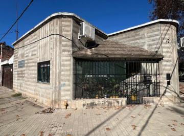 Casa · 99m² · 3 Ambientes · 2 Cocheras · Casa en Venta 2 Dorm. Buenos Aires 3669