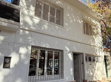 Oficina comercial · 196m² · 7 Ambientes · 1 Cochera · Oficina en Plena Quinta Seccion