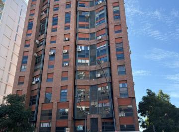 Departamento de 4 ambientes, Córdoba · 2 Dorm. en Bv. San Juan 710! Piso 12 Frente. Desocupado
