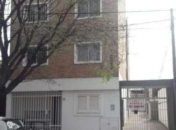 Foto · Alq. Alto Alberdi - 1 Dorm. Bv. Piñero 134 Económico - 1 Piso X Esc, Exp. Econom.