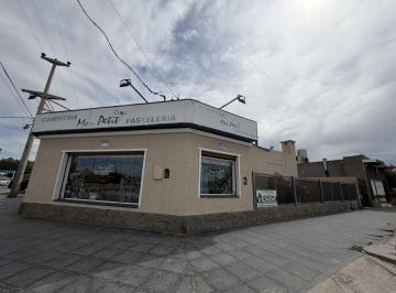 FRI-FRI-1122_2 · Venta de Local y Casa Céntrica en Caleta Olivia