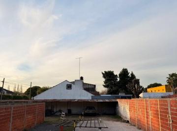 Terreno · 400m² · Terreno Lote en Venta en Manuel B. Gonnet, La Plata, G. B. a. Zona Sur