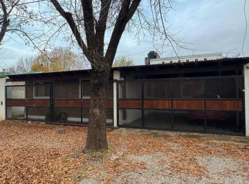 Casa · 180m² · 7 Ambientes · 2 Cocheras · Casa de 3 Dorm. - Ibarlucea