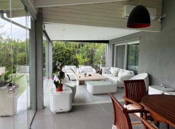 Casa · 227m² · 4 Ambientes · 2 Cocheras · Venta Casa 3 Dorm C/pileta Santa Catalina Tigre