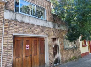 Casa · 187m² · 8 Ambientes · 1 Cochera · Venta Casa Pocitos 3 Dorm. 2 Baños y Garaje