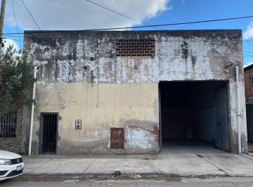 Bodega-Galpón · 345m² · Venta Galpon con Depto (Libano y Fco de Aguirre)