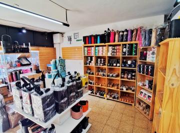Local comercial , Córdoba · Alquiler Local Comercial - un Baño - Subsuelo - Centro - Lima 228