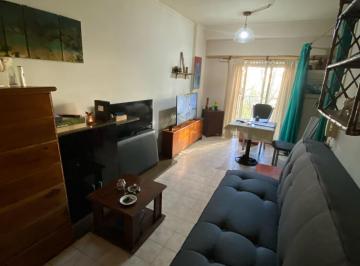 Departamento · 35m² · 2 Ambientes · Departamento - Plaza Italia