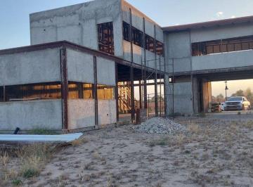 Casa · 530m² · 6 Ambientes · 2 Cocheras · Imperdible Construcion Robusta con Bella Vista!