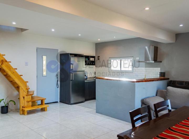 Casa · 207m² · 4 Ambientes · 1 Cochera
