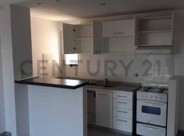 Departamento · 40m² · 2 Ambientes · 1 Cochera · Departamento en Venta 72 24 y 25