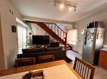PH · 55m² · 3 Ambientes · Venta PH Tres Ambientes Lanus Oeste Luminoso