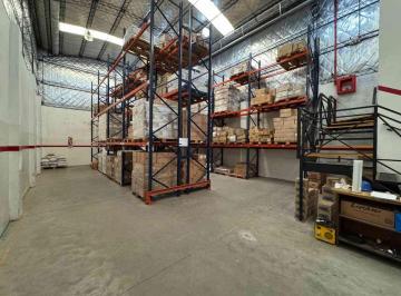 Depósito · 738m² · Alquiler Deposito Moron - Zona Comercial - Local