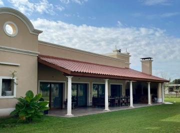 Casa · 295m² · 5 Ambientes · 2 Cocheras · Venta Casa 5 Amb Santa Matilde