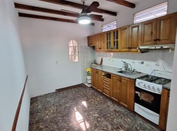Casa de 6 ambientes, Rosario · Casa 3 Dorm. en Alquiler Disponible